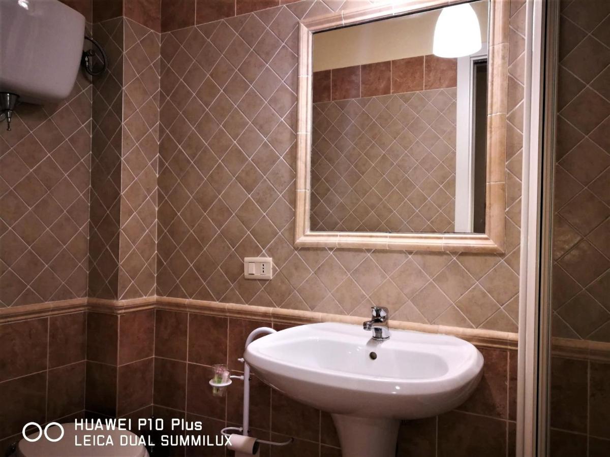 Villa Con Piscina Asyż Zewnętrze zdjęcie