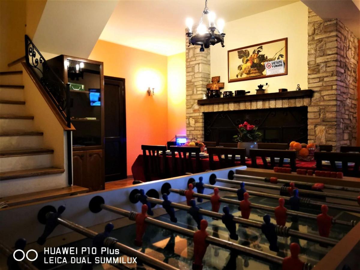 Villa Con Piscina Asyż Zewnętrze zdjęcie